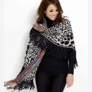 Katherine Barclay wool  blend Triangular animal print Shawl